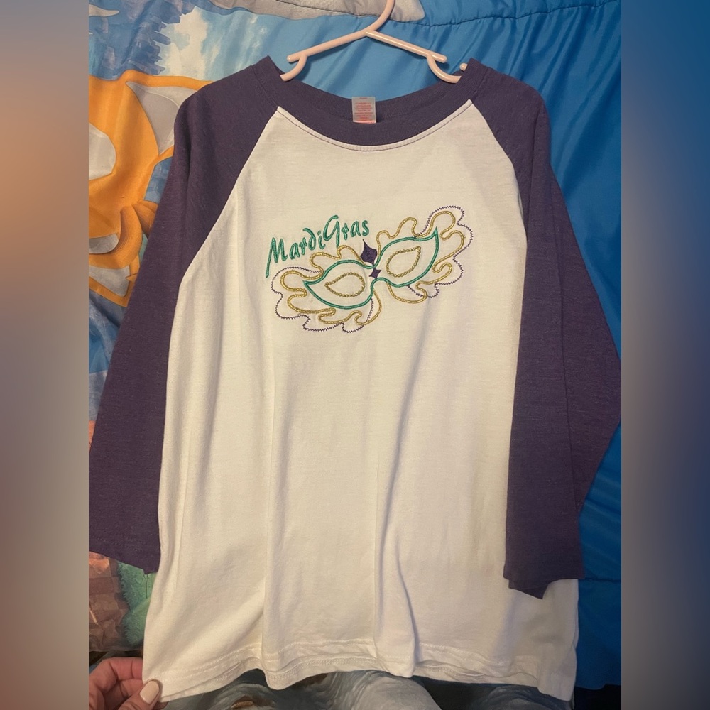 Boys Mardi Gras shirt
NWOT